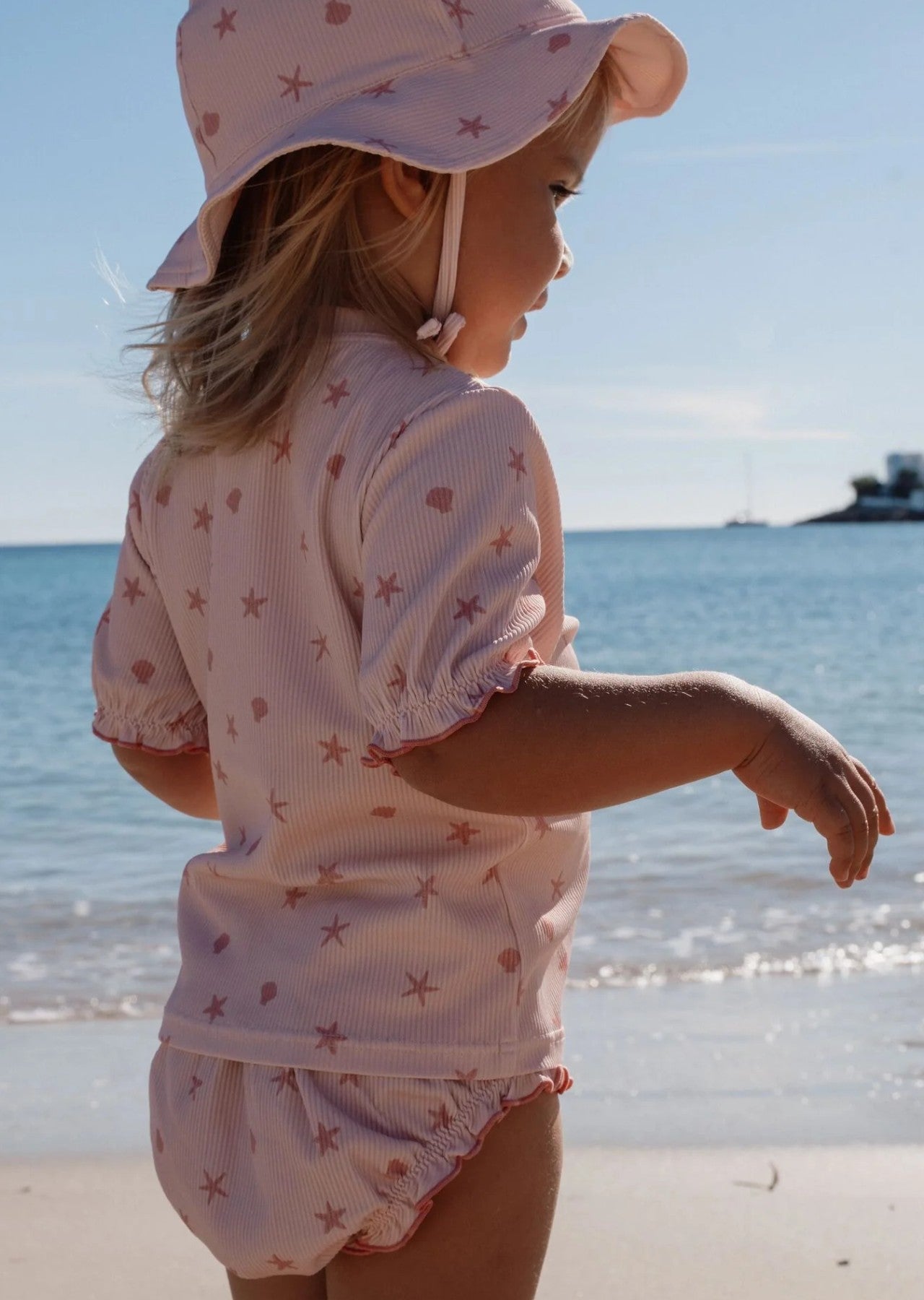 CL26030801 - Mare Bimba - LITTLE DUTCH