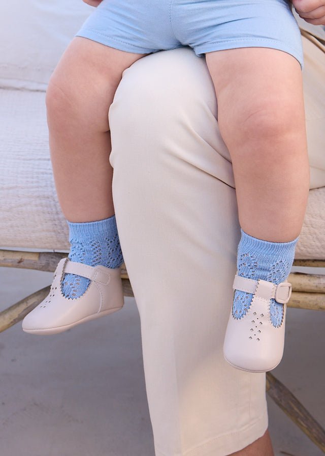 9082/85 - Calzature Bimbo - MAYORAL corredino e abbigliamento neonato | NANU' BABY