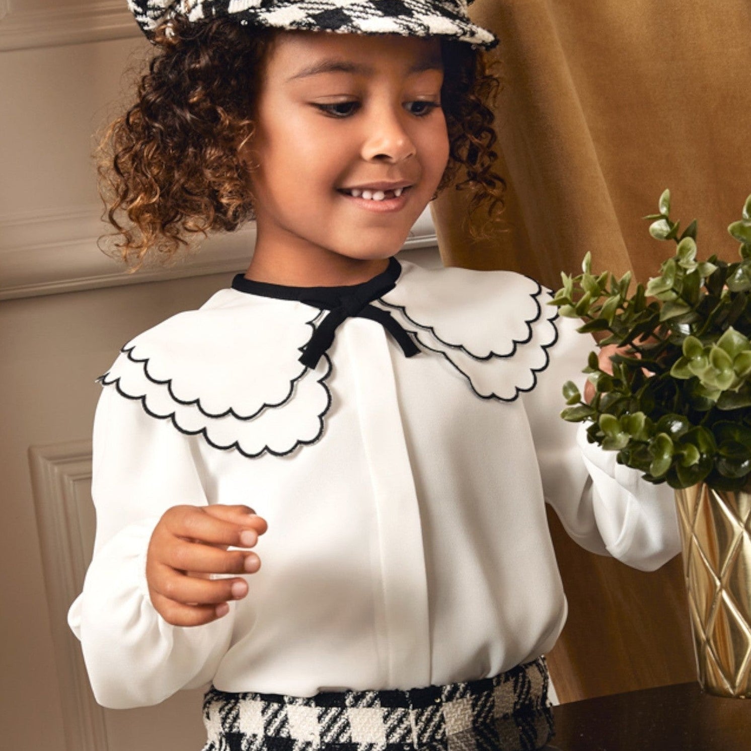 BLusa chiffon collo ricamo Bimba PANNA 5612/3 corredino e abbigliamento neonato | NANU' BABY