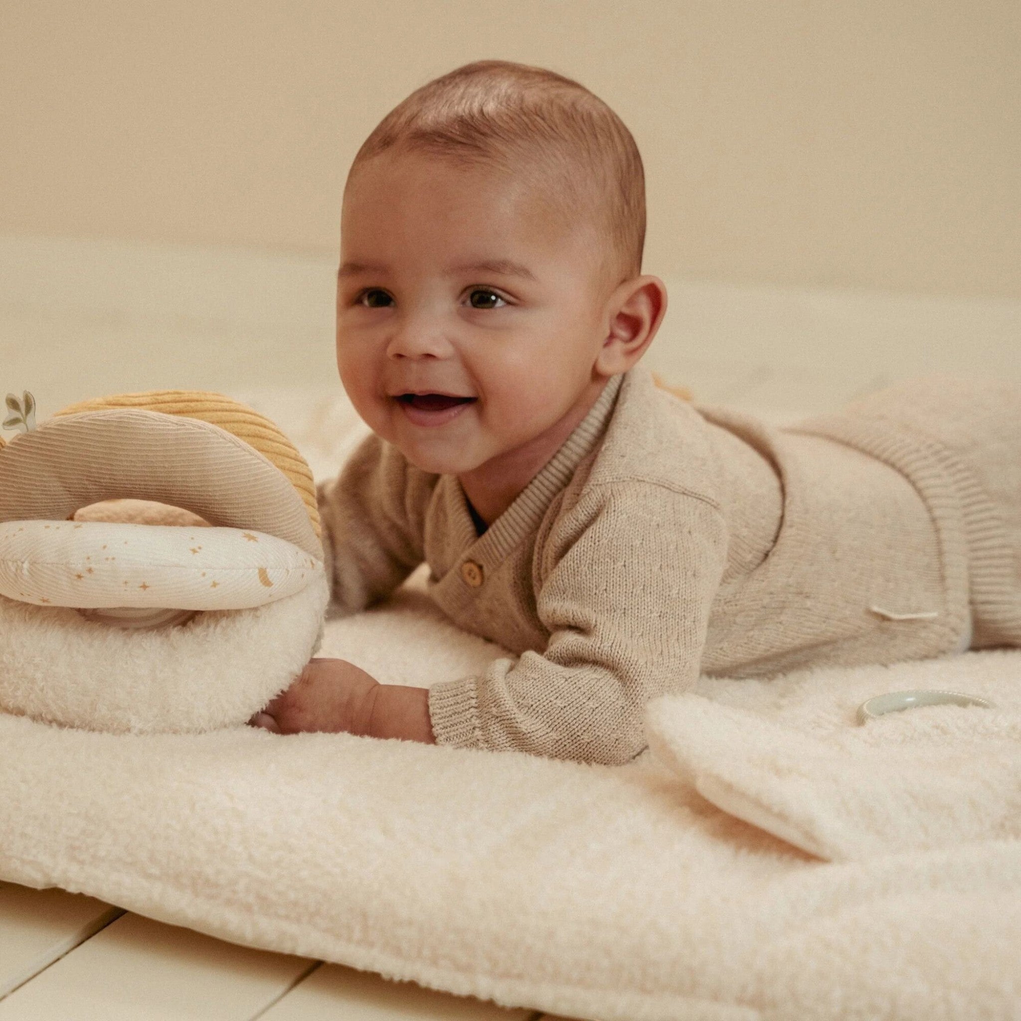 Cardigan in maglia Neonato Beige CL25292001 corredino e abbigliamento neonato | NANU' BABY