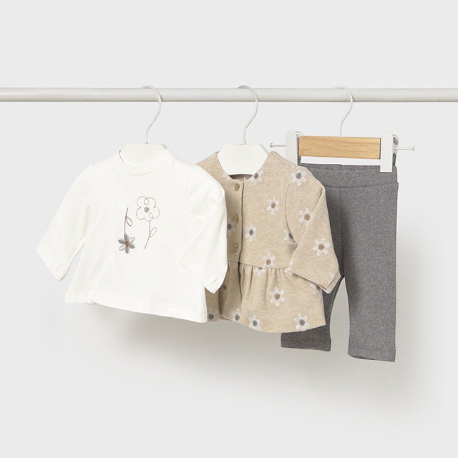 Completo Beige 2733/29 corredino e abbigliamento neonato | NANU' BABY