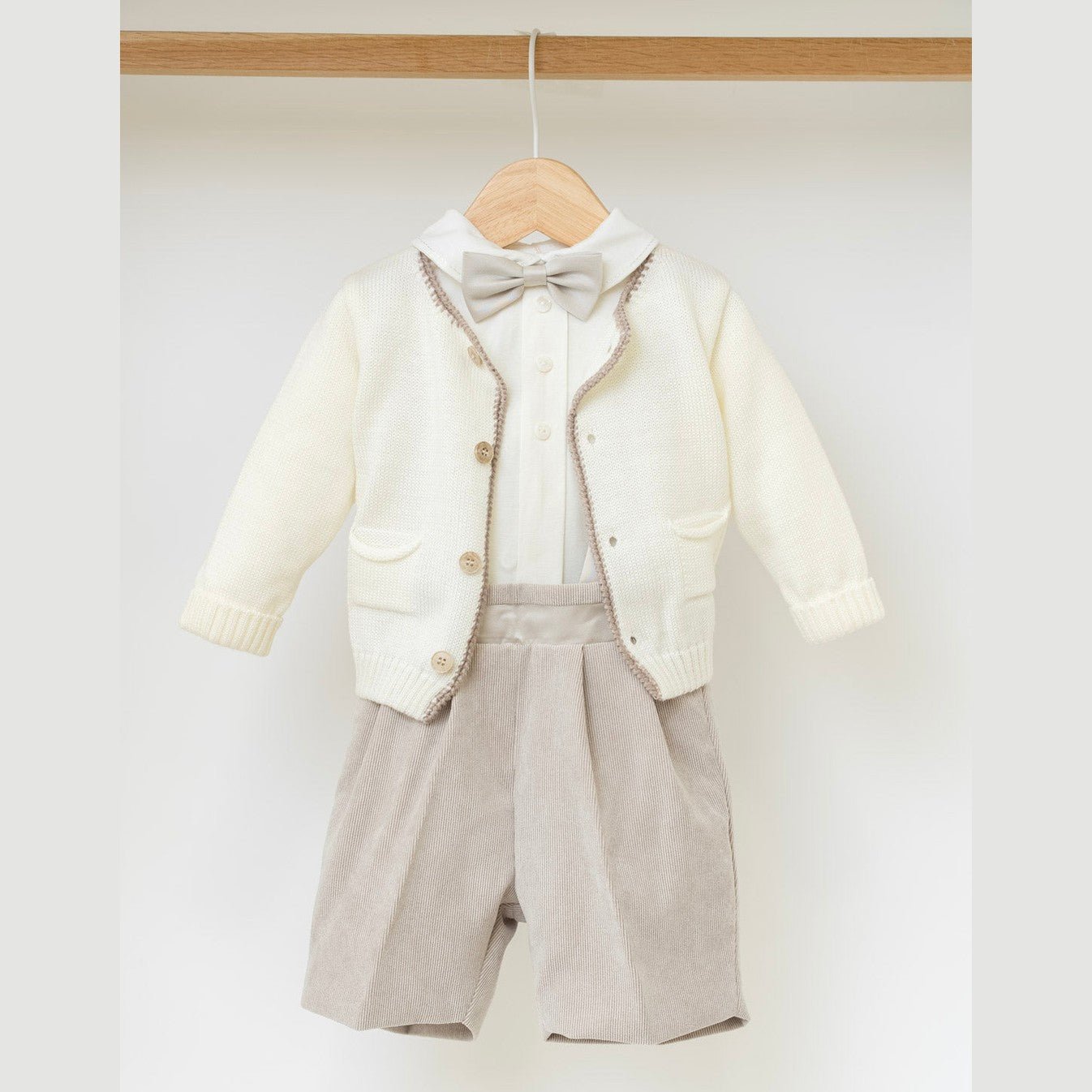 Completo Cerimonia Bimbo Giacchino Lana Vaniglia Pantalone Bretelle Camicia IM20360 corredino e abbigliamento neonato | NANU' BABY