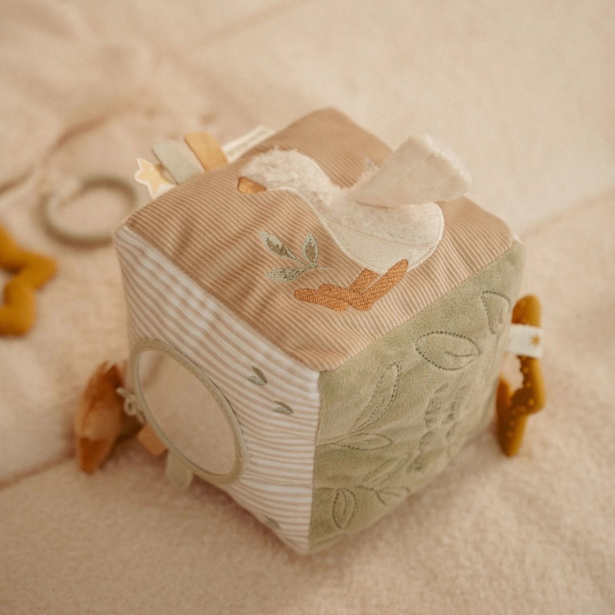 Cubo multi - attività morbido Multicolore LD8409 corredino e abbigliamento neonato | NANU' BABY