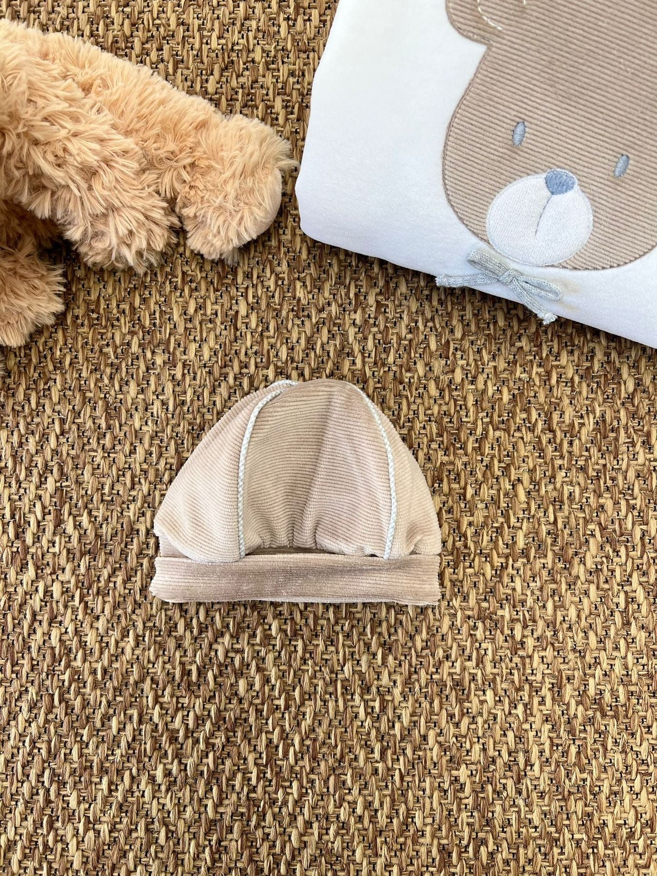 Cuffia Teddy Neonato Bianco 5450CA corredino e abbigliamento neonato | NANU' BABY