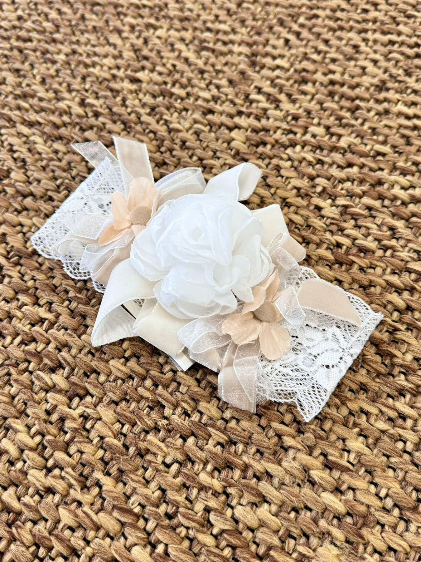 Fascia Cerimonia Flower Vaniglia IK329FA corredino e abbigliamento neonato | NANU' BABY