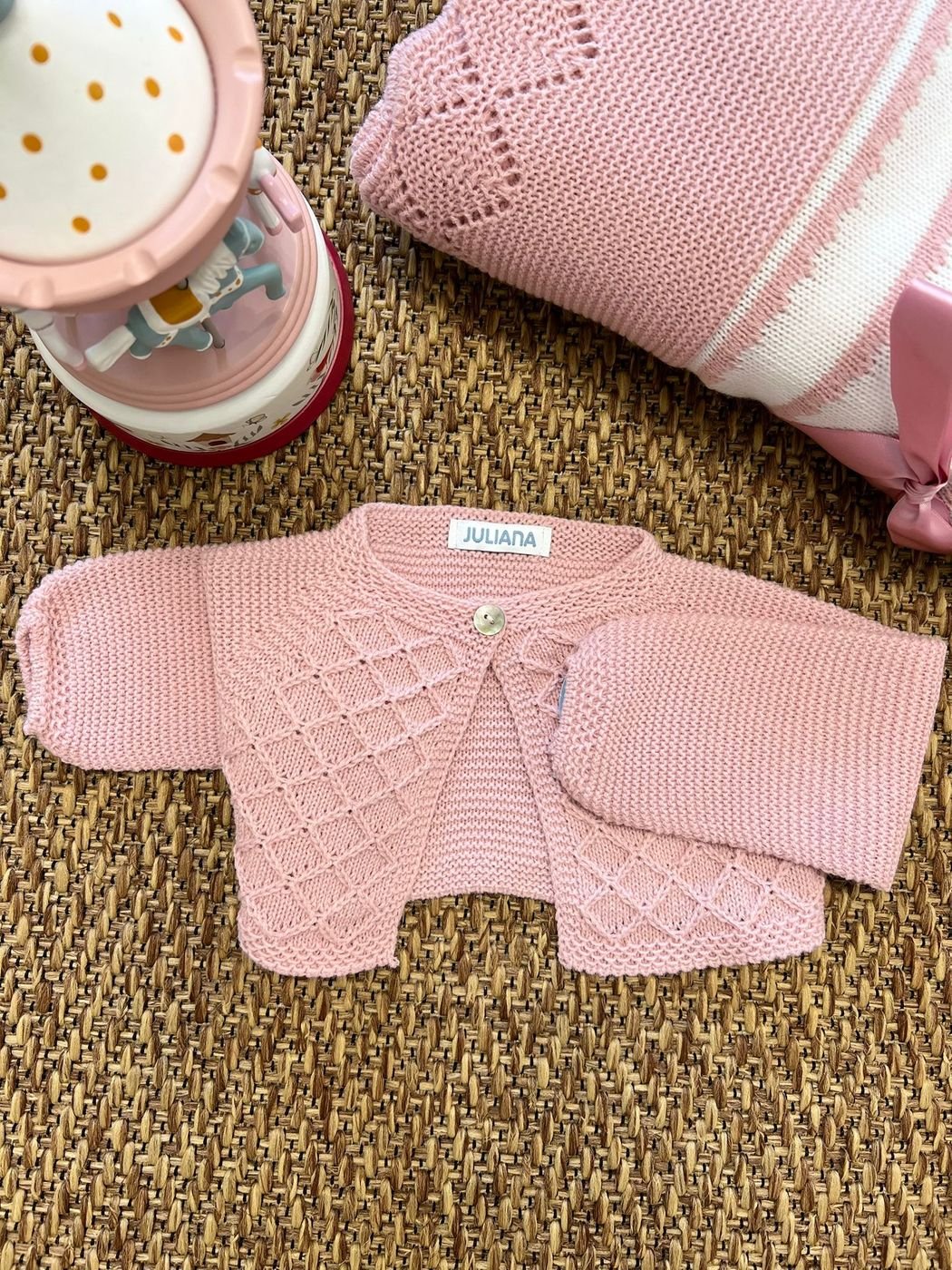 Giacchetta rombi Bimba ORO J6190 corredino e abbigliamento neonato | NANU' BABY