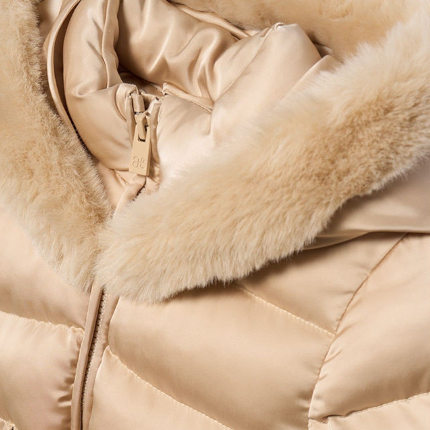 Giubbotto Satinato Pelo Bambina Beige ABEL & LULA corredino e abbigliamento neonato | NANU' BABY