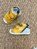 scarpe Bimbo Giallo 211145 corredino e abbigliamento neonato | NANU' BABY