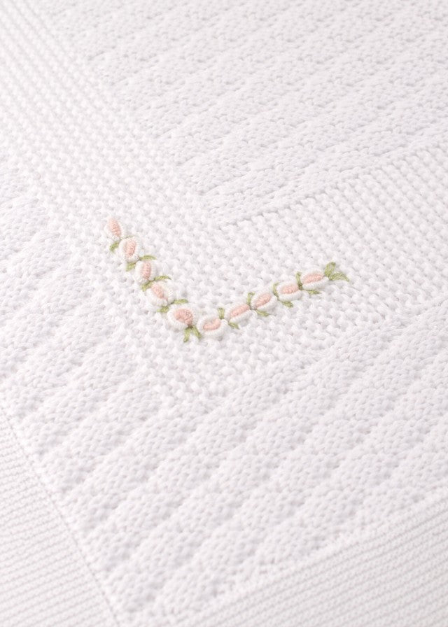 White Embroidered Flower Blanket SAIT/CO-R